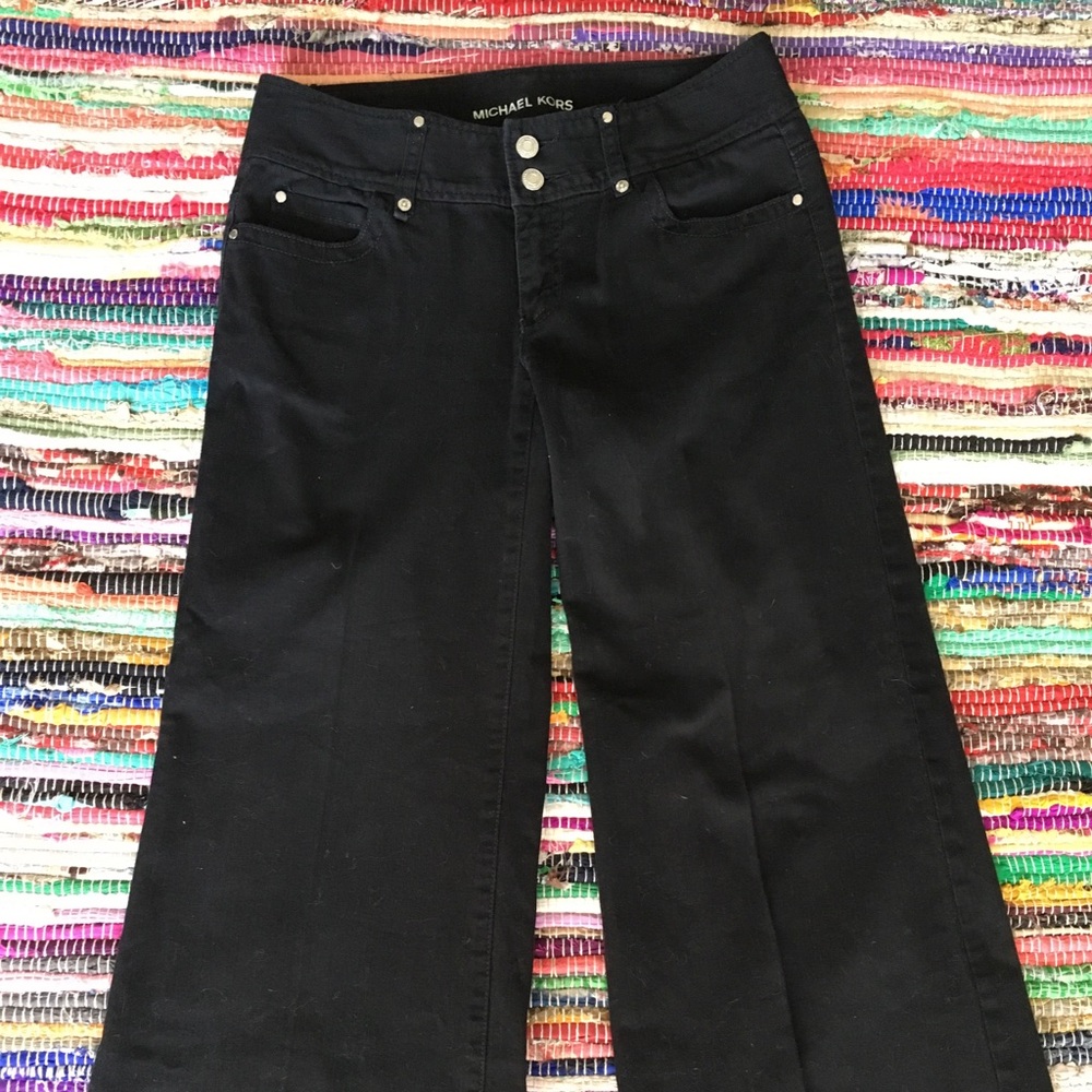 Authentic MK Jeans Size 6 🖤